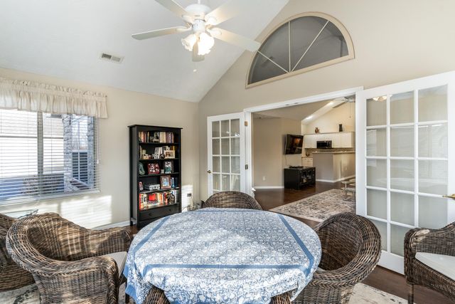 9104 Timberbrook Lane, D, Florence, KY 41042