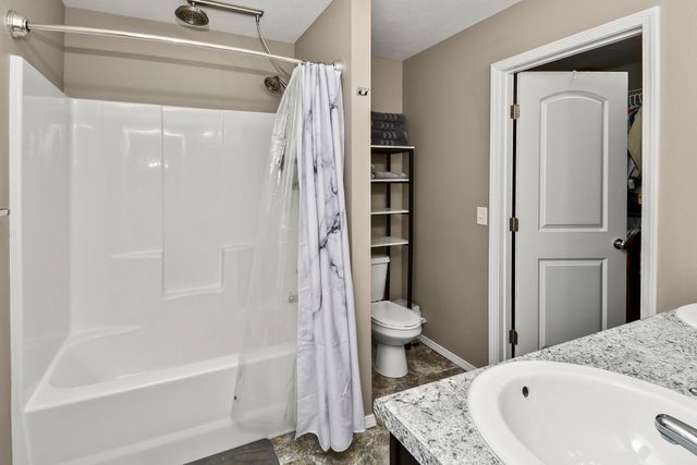 1346 S Marseilles Avenue, Republic, MO 65738