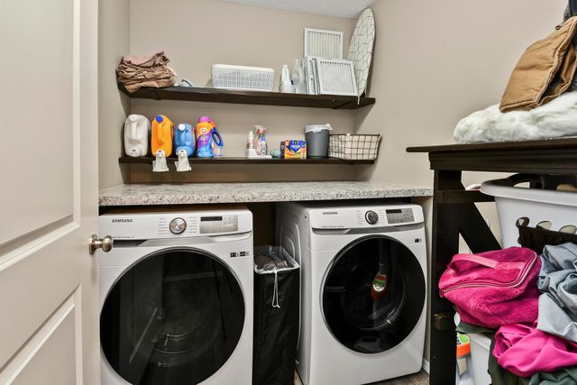 1346 S Marseilles Avenue, Republic, MO 65738