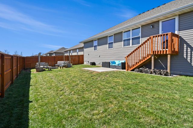 1346 S Marseilles Avenue, Republic, MO 65738