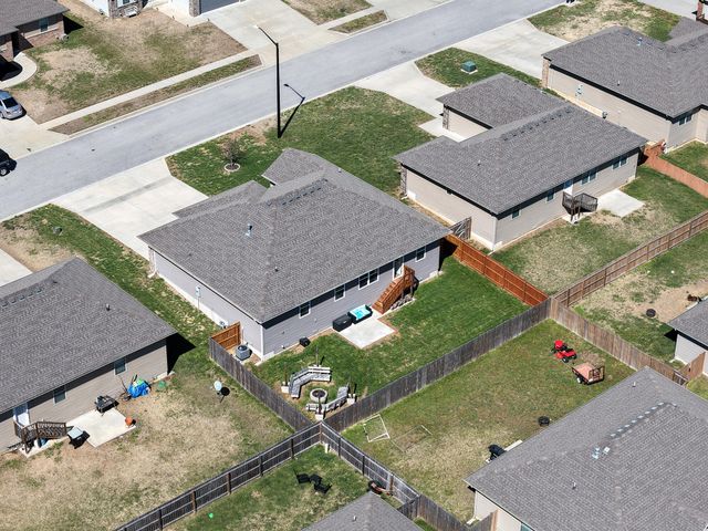 1346 S Marseilles Avenue, Republic, MO 65738