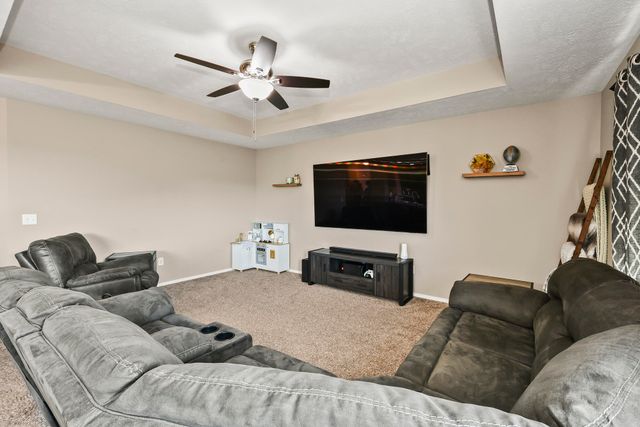 1346 S Marseilles Avenue, Republic, MO 65738