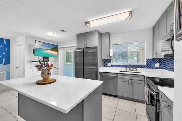 3360 CROSS FOX DRIVE, Mulberry, FL 33860