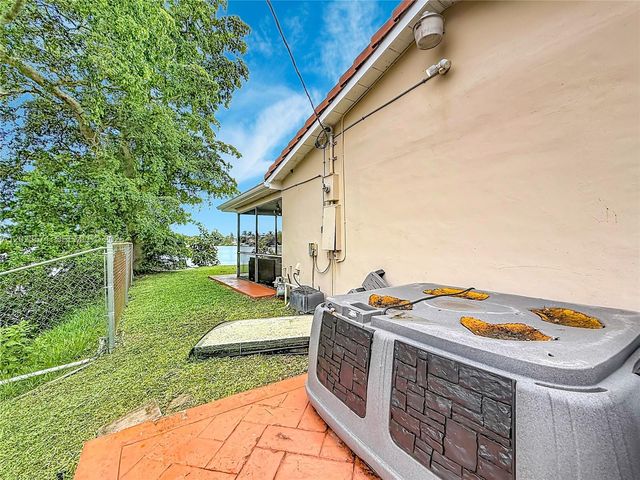 2501 NE 209th Ter, Miami, FL 33180