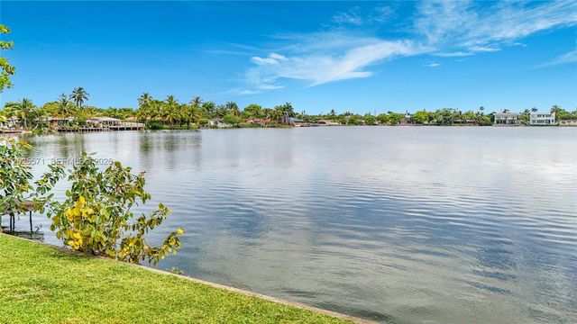 2501 NE 209th Ter, Miami, FL 33180