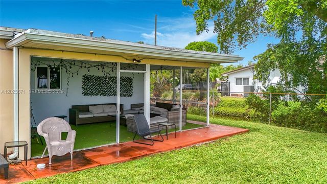 2501 NE 209th Ter, Miami, FL 33180