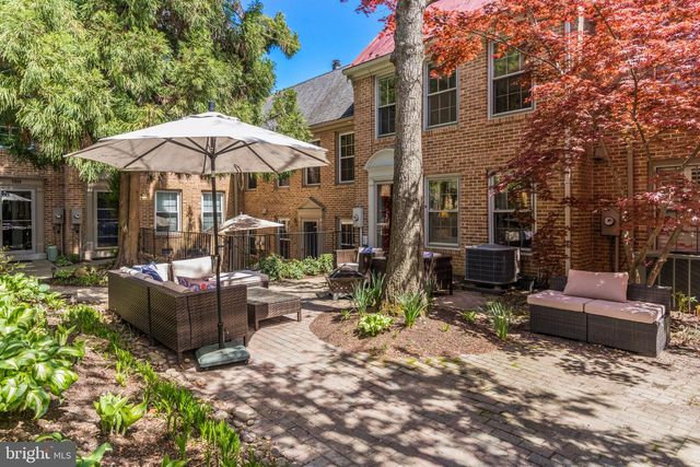 2302 SANFORD ST, Alexandria, VA 22301