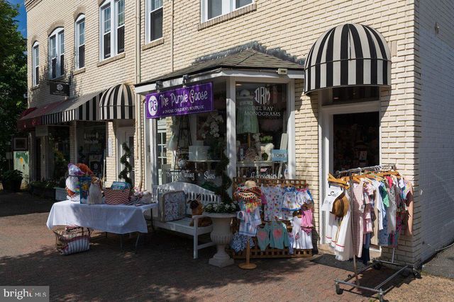 2302 SANFORD ST, Alexandria, VA 22301