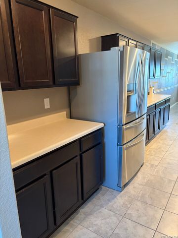 6446 Lake Superior, San Antonio, TX 78222