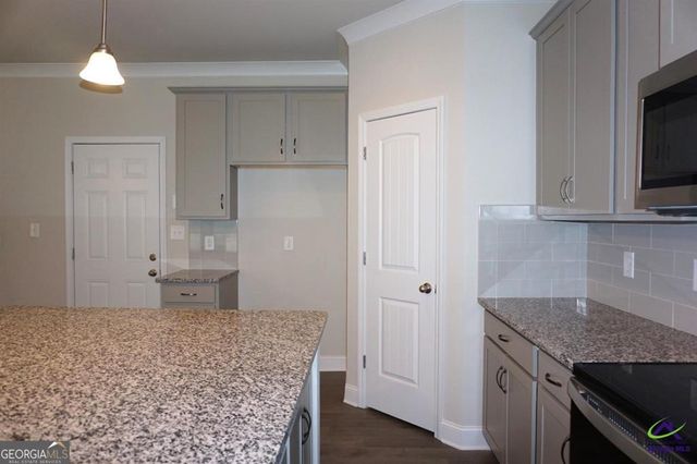 124 Bluecoat Trail, Byron, GA 31008