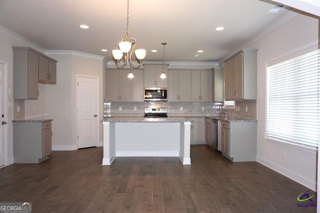 124 Bluecoat Trail, Byron, GA 31008