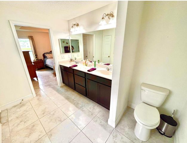 9558 SEA SPRAY Drive, Fort Pierce, FL 34945
