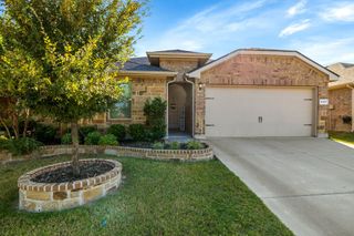 8101 Muddy Creek Drive, Fort Worth, TX 76131