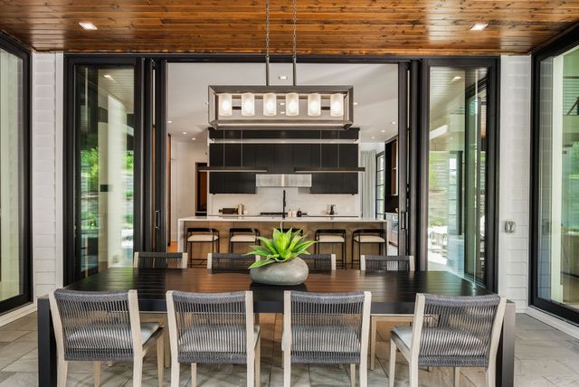 4600 Shys Hill Rd, Nashville, TN 37215