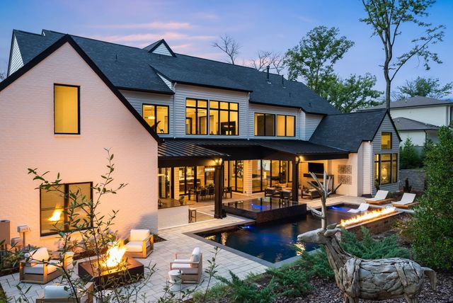 4600 Shys Hill Rd, Nashville, TN 37215