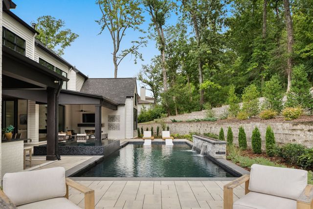 4600 Shys Hill Rd, Nashville, TN 37215