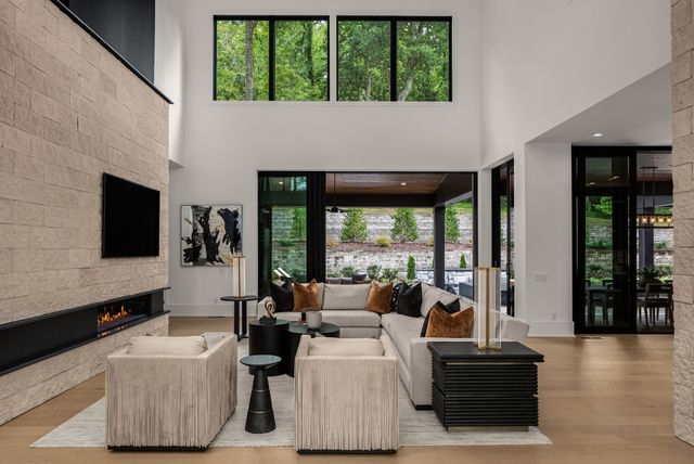 4600 Shys Hill Rd, Nashville, TN 37215