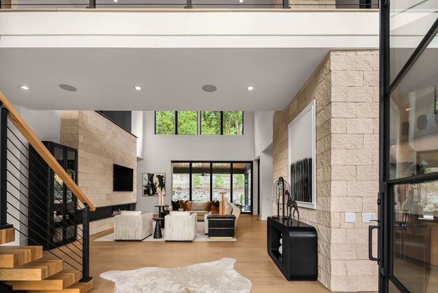 4600 Shys Hill Rd, Nashville, TN 37215