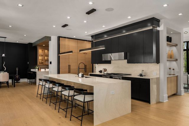 4600 Shys Hill Rd, Nashville, TN 37215