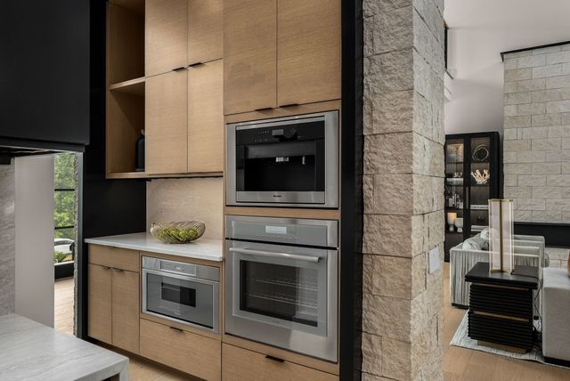 4600 Shys Hill Rd, Nashville, TN 37215