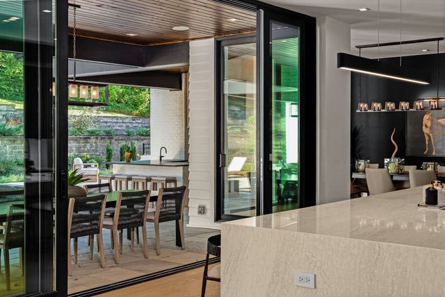 4600 Shys Hill Rd, Nashville, TN 37215