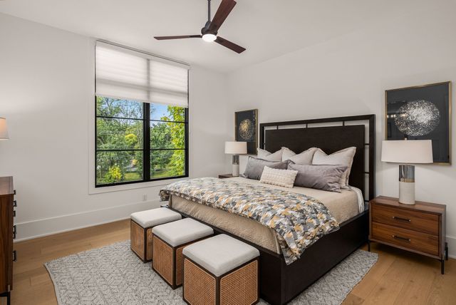 4600 Shys Hill Rd, Nashville, TN 37215