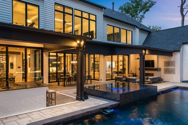 4600 Shys Hill Rd, Nashville, TN 37215