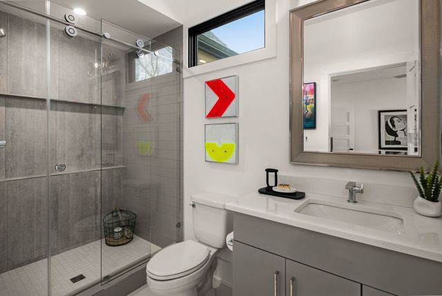 4600 Shys Hill Rd, Nashville, TN 37215