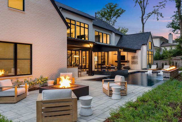 4600 Shys Hill Rd, Nashville, TN 37215