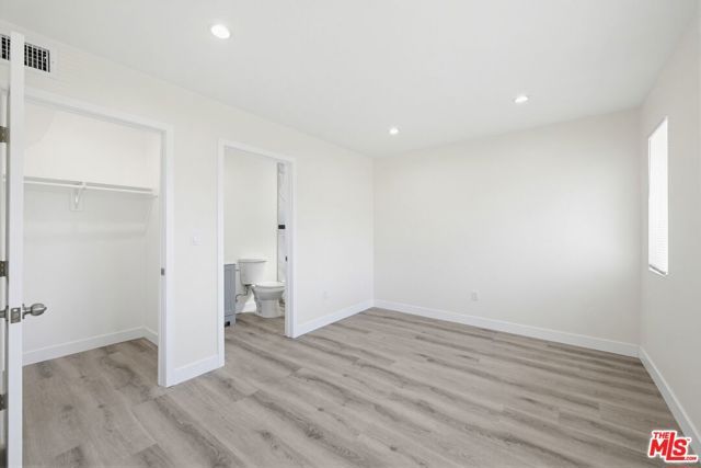 137 E 119th Street, Los Angeles, CA 90061