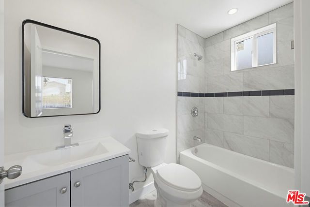 137 E 119th Street, Los Angeles, CA 90061