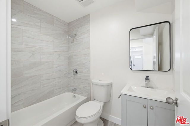 137 E 119th Street, Los Angeles, CA 90061
