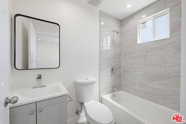 137 E 119th Street, Los Angeles, CA 90061
