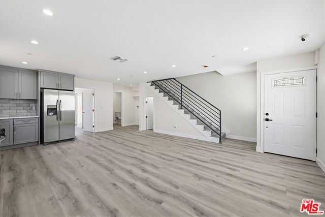 137 E 119th Street, Los Angeles, CA 90061
