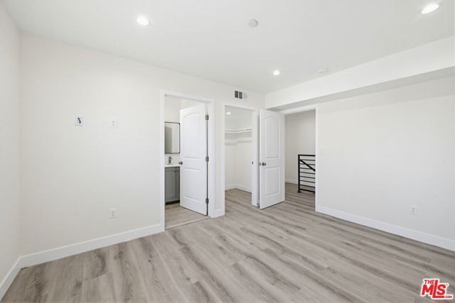 137 E 119th Street, Los Angeles, CA 90061