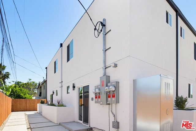 137 E 119th Street, Los Angeles, CA 90061