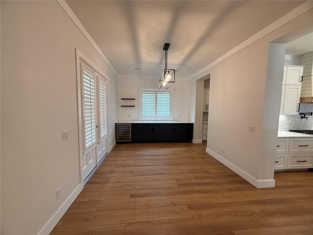 20 W CREST AVENUE, Winter Garden, FL 34787