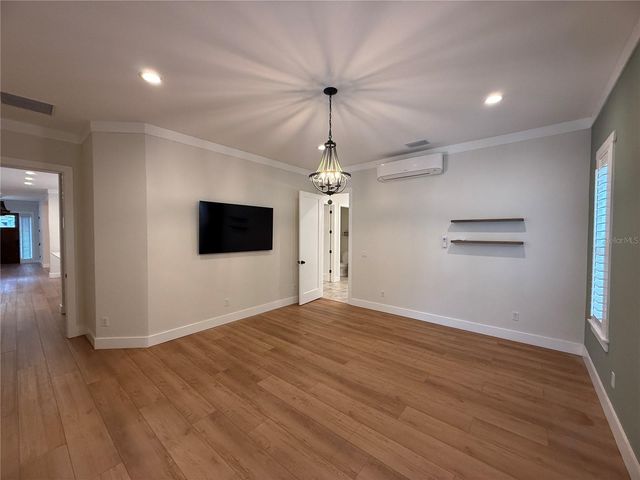 20 W CREST AVENUE, Winter Garden, FL 34787