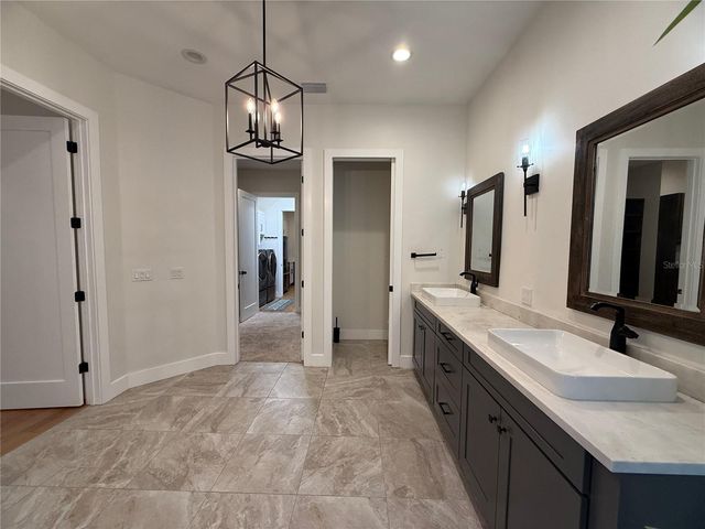 20 W CREST AVENUE, Winter Garden, FL 34787