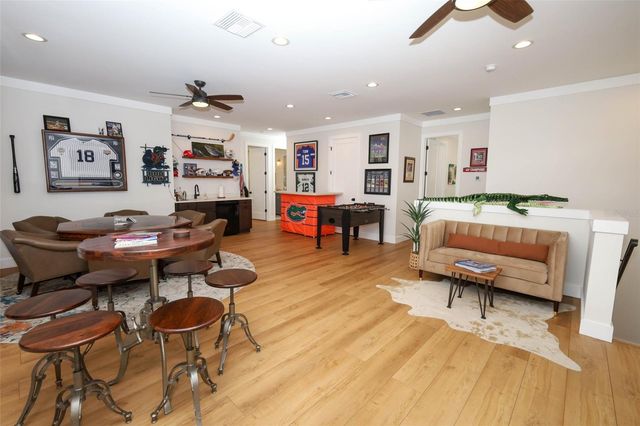 20 W CREST AVENUE, Winter Garden, FL 34787