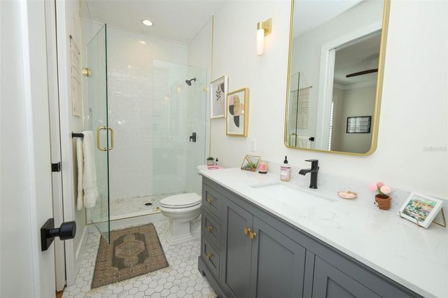 20 W CREST AVENUE, Winter Garden, FL 34787