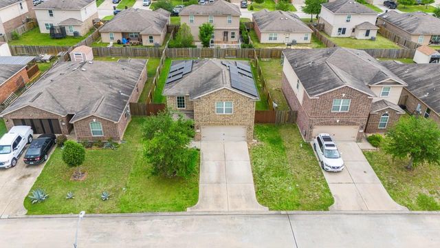 8715 Nicoli Creek Drive S, Humble, TX 77338