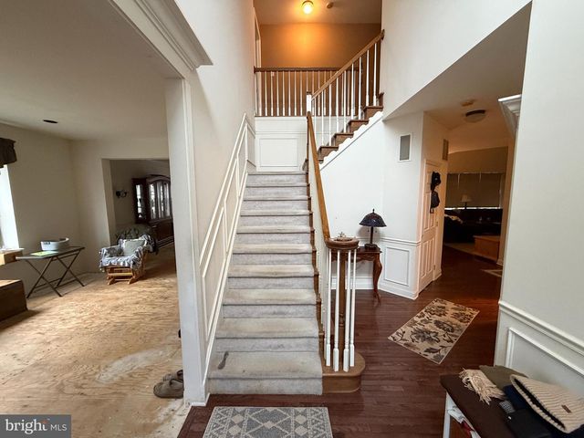 89 HILLSIDE LN, Mount Laurel, NJ 08054