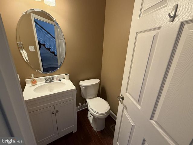 89 HILLSIDE LN, Mount Laurel, NJ 08054