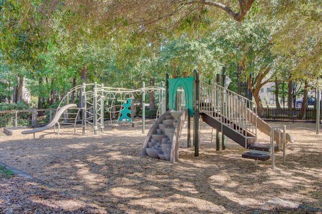 4424 Wild Thicket Lane, North Charleston, SC 29420