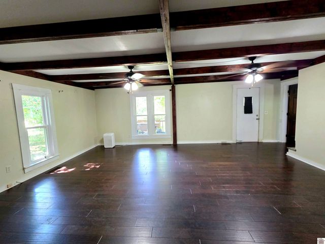 2537 Old Newburg Rd, Murray, KY 42071