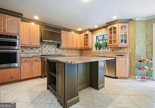 300 Shelli Lane, Roswell, GA 30075