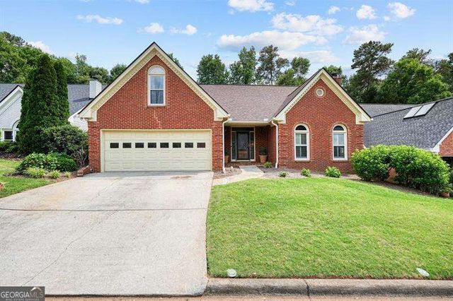 300 Shelli Lane, Roswell, GA 30075