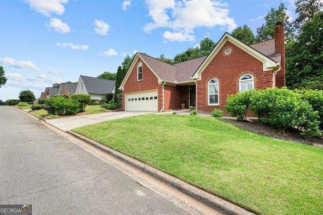 300 Shelli Lane, Roswell, GA 30075