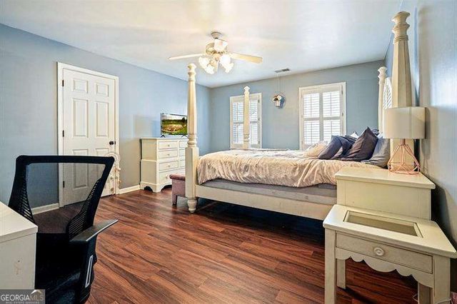 300 Shelli Lane, Roswell, GA 30075